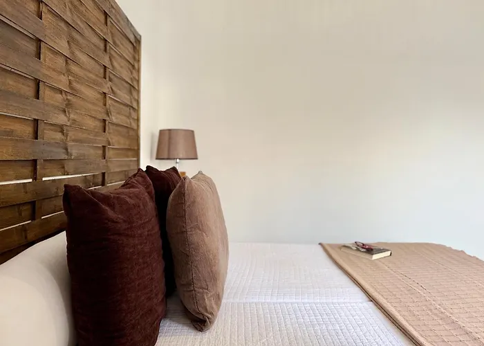 Canaryislandshost L Olympica