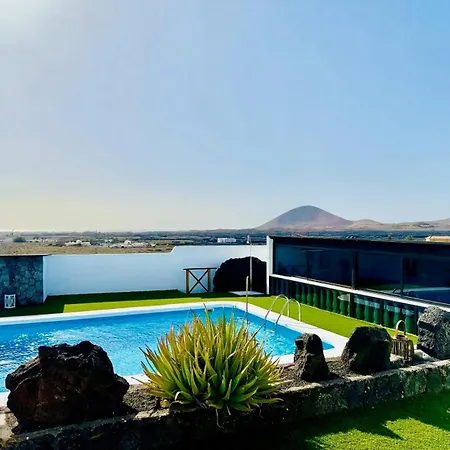 Canaryislandshost L Olympica Апартаменты Тегисе