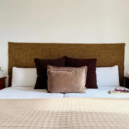 Canaryislandshost L Olympica * Тегисе