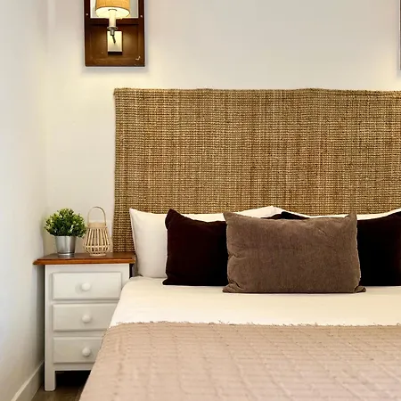 Canaryislandshost L Olympica Тегисе