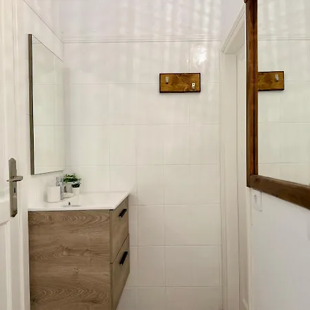 Canaryislandshost L Olympica * Teguise (Lanzarote)