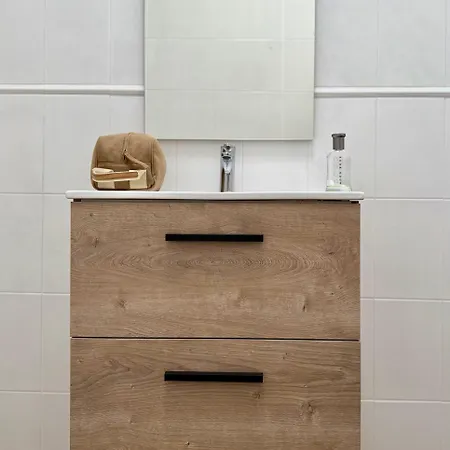 Canaryislandshost L Olympica Тегисе