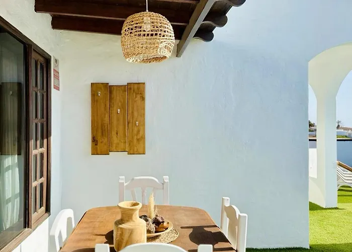 Canaryislandshost L Olympica * Teguise (Lanzarote)