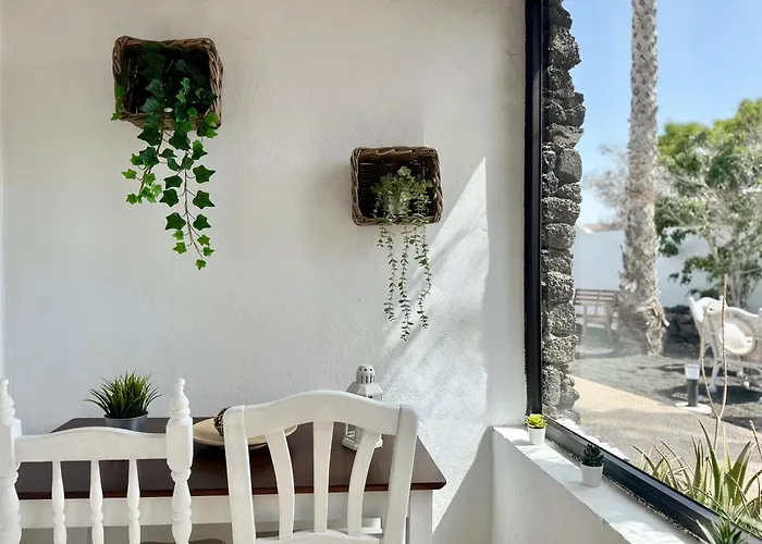 Canaryislandshost L Olympica * Teguise (Lanzarote)