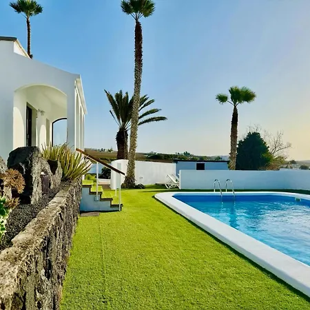 Canaryislandshost L Olympica Teguise (Lanzarote)