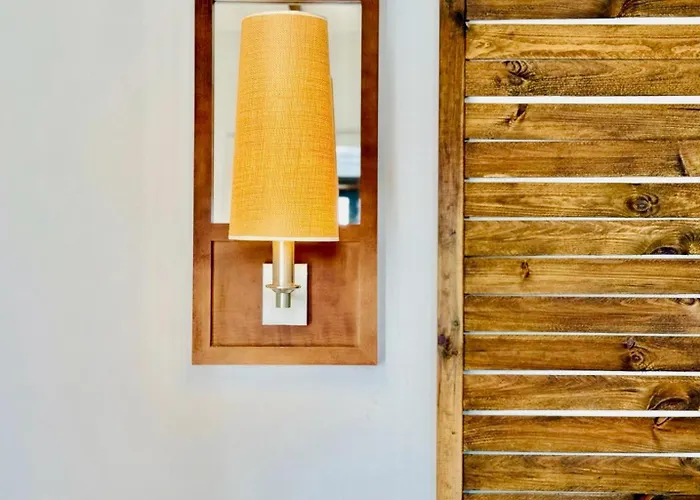 Canaryislandshost L Olympica Daire Teguise (Lanzarote)