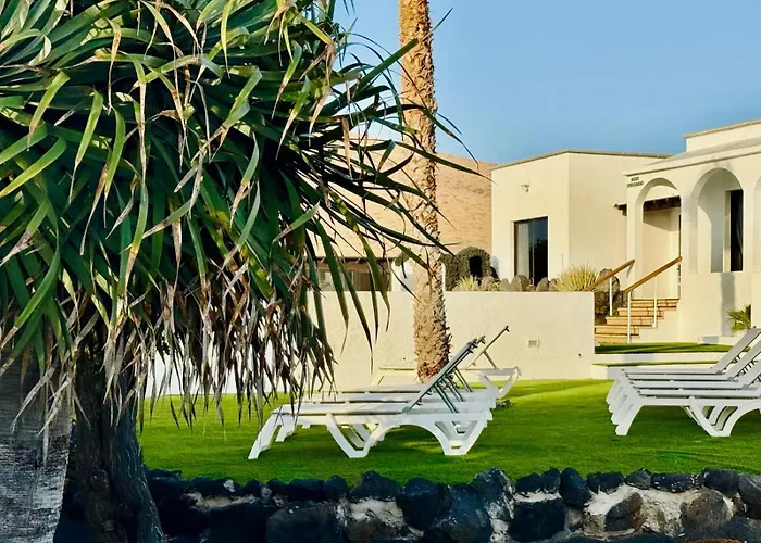 Canaryislandshost L Olympica Daire Teguise (Lanzarote)