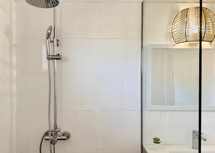 Canaryislandshost L Olympica *