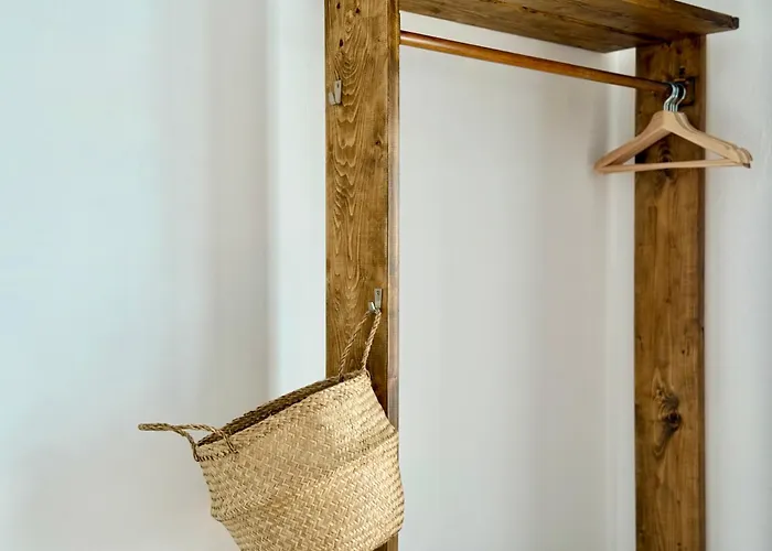 Canaryislandshost L Olympica