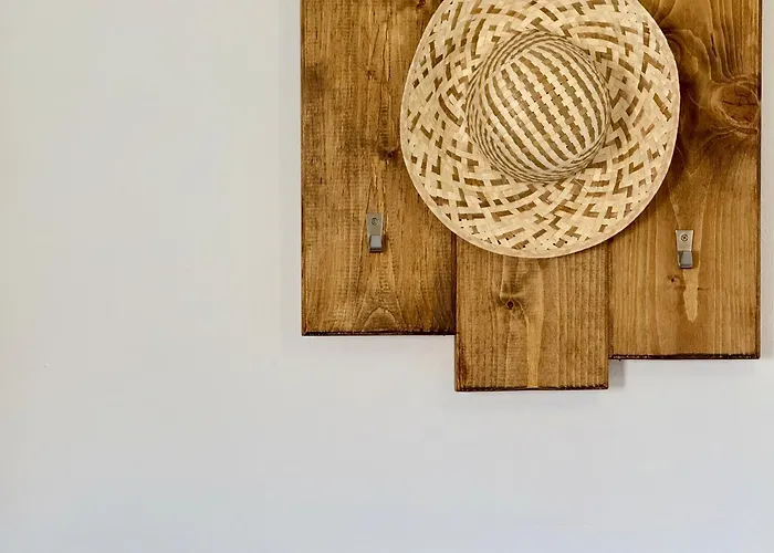 Canaryislandshost L Olympica Daire *